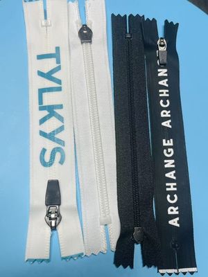Hava koşullarına dayanıklı kordon fermuar çekicisi Nylon fermuar ceket özelleştirilmiş