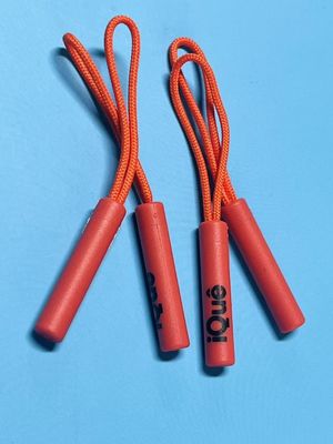Su geçirmez turuncu plastik salıncak kordon fermuar çekicisi kıyafetler için takım elbise