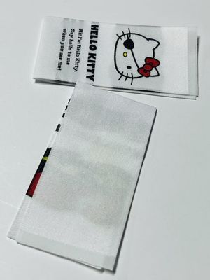 İğne dokuma dokuma kumaş etiketleri İsim etiketlerine dikiş yapıştırma OEM