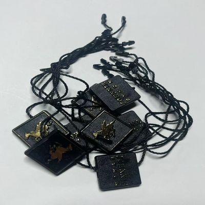 Giyim Swing Fiyat Etiketi Bağlayıcılar Siyah Asma Etiketleri İpler OEM