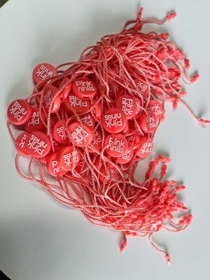 OEM Toplu miktarlar Plastik Bağlayıcı Asma Etiketleri Snap Kilitli Pinler ve Güvenlik Halkaları